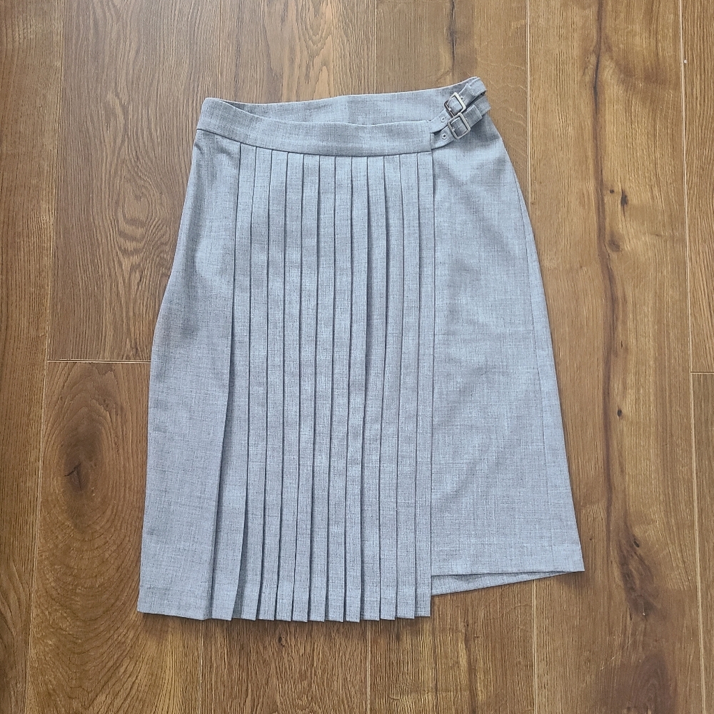 Forever 21 Gray Pleated Pencil Skirt Knee-Length Office Suren